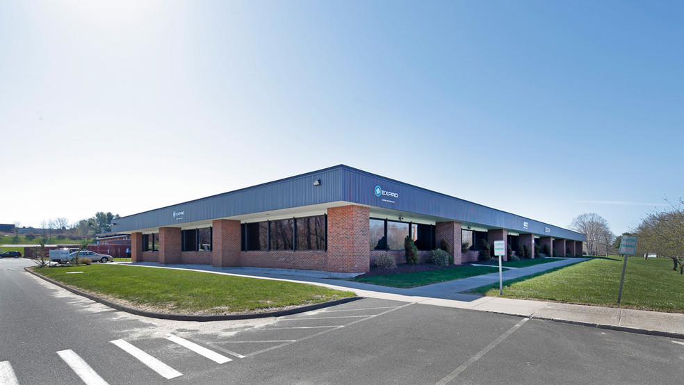 50 Barnes Industrial Park N, Wallingford, CT à louer - Photo de l’immeuble – Image 3 sur 6