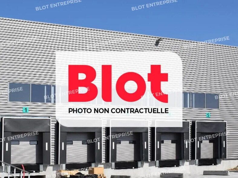 Local d’activités dans Quéven à louer - Photo de l’immeuble – Image 2 sur 4