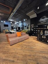 1415 N Ashland Ave, Chicago, IL à louer Photo intérieure– Image 2 sur 9