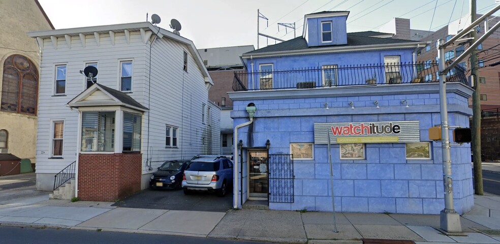Joyce Kilmer Avenue Portfolio portefeuille de 2 biens à vendre sur LoopNet.fr - Photo de l’immeuble – Image 2 sur 5
