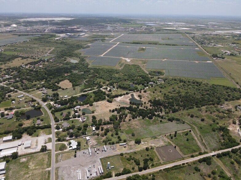 4331 Cement Valley Rd, Midlothian, TX à vendre - Photo de l’immeuble – Image 3 sur 27