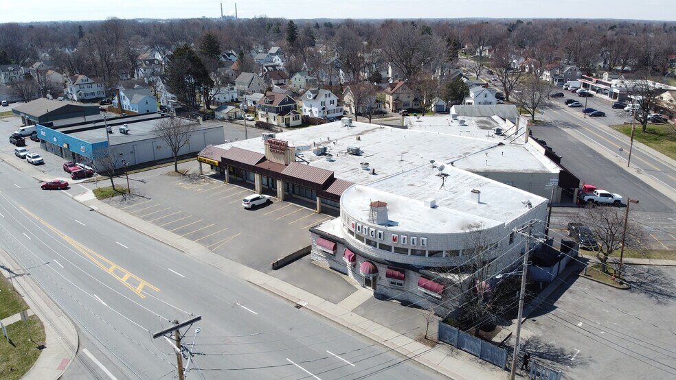 397-579 Stone Rd, Greece, NY à louer - Photo de l’immeuble – Image 3 sur 6