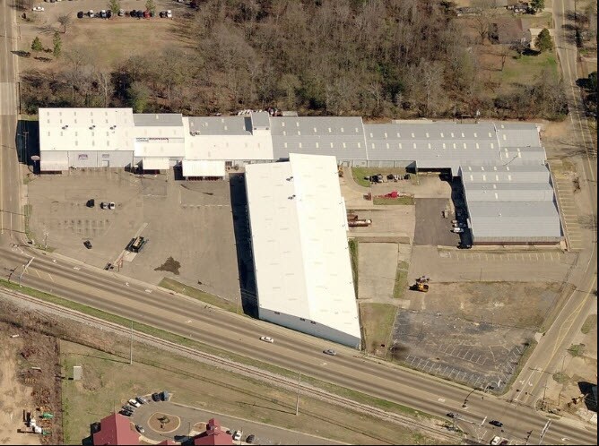 111-117 Briarwood Dr, Jackson, MS à louer - Photo de l’immeuble – Image 1 sur 4