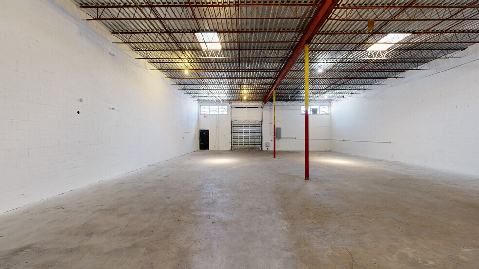 3600 NE 4th Ave, Oakland Park, FL à louer - Numérisation 3D Matterport – Image 3 sur 20