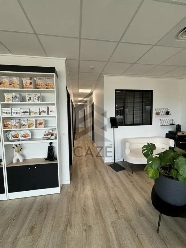Plus de détails pour Bureau à vendre