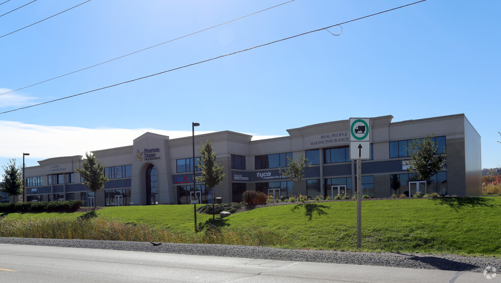435 McNeilly Rd, Stoney Creek, ON à louer - Photo de l’immeuble – Image 2 sur 3
