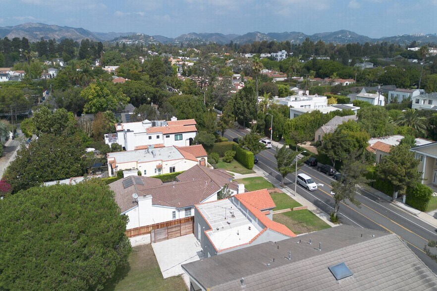 928 26th St, Santa Monica, CA à vendre - Photo de l’immeuble – Image 2 sur 25