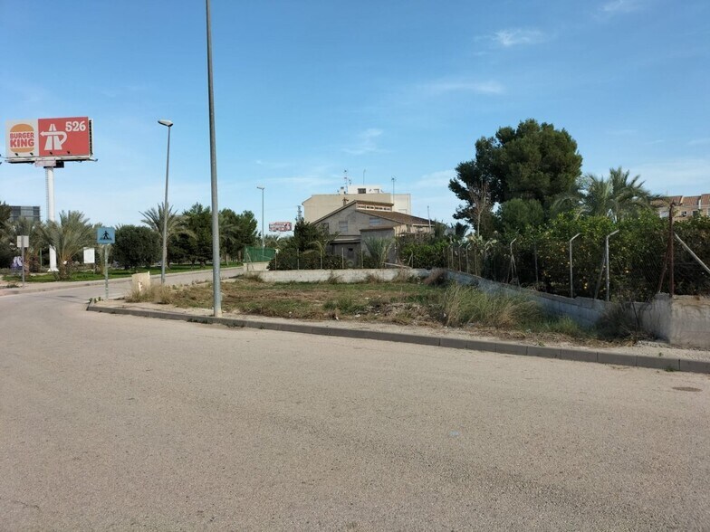Terrain dans Granja de Rocamora, Alicante à vendre - Photo de l’immeuble – Image 1 sur 5