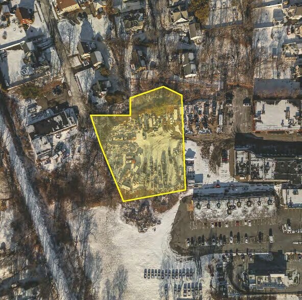 22 Warren St, Danvers, MA à vendre - Photo de l’immeuble – Image 1 sur 2