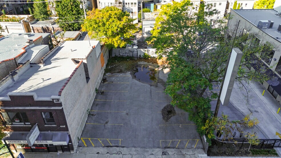 5828 N Broadway St, Chicago, IL à vendre - Photo de l’immeuble – Image 3 sur 7