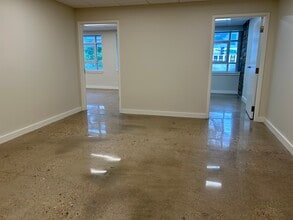 7768 Woodmont Ave, Bethesda, MD à louer Photo intérieure– Image 1 sur 2