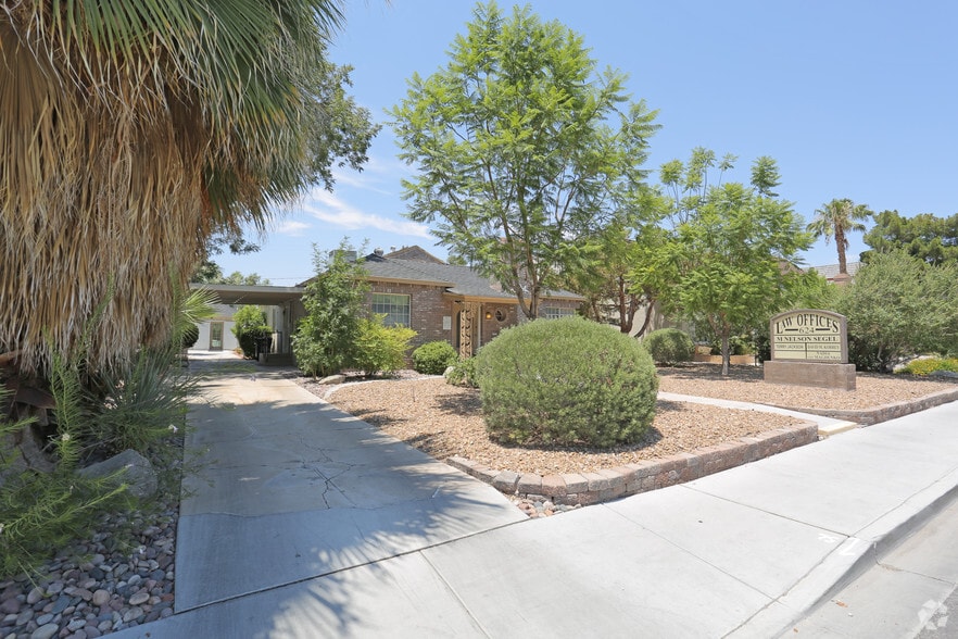 624 S 9th St, Las Vegas, NV à vendre - Photo de l’immeuble – Image 2 sur 41