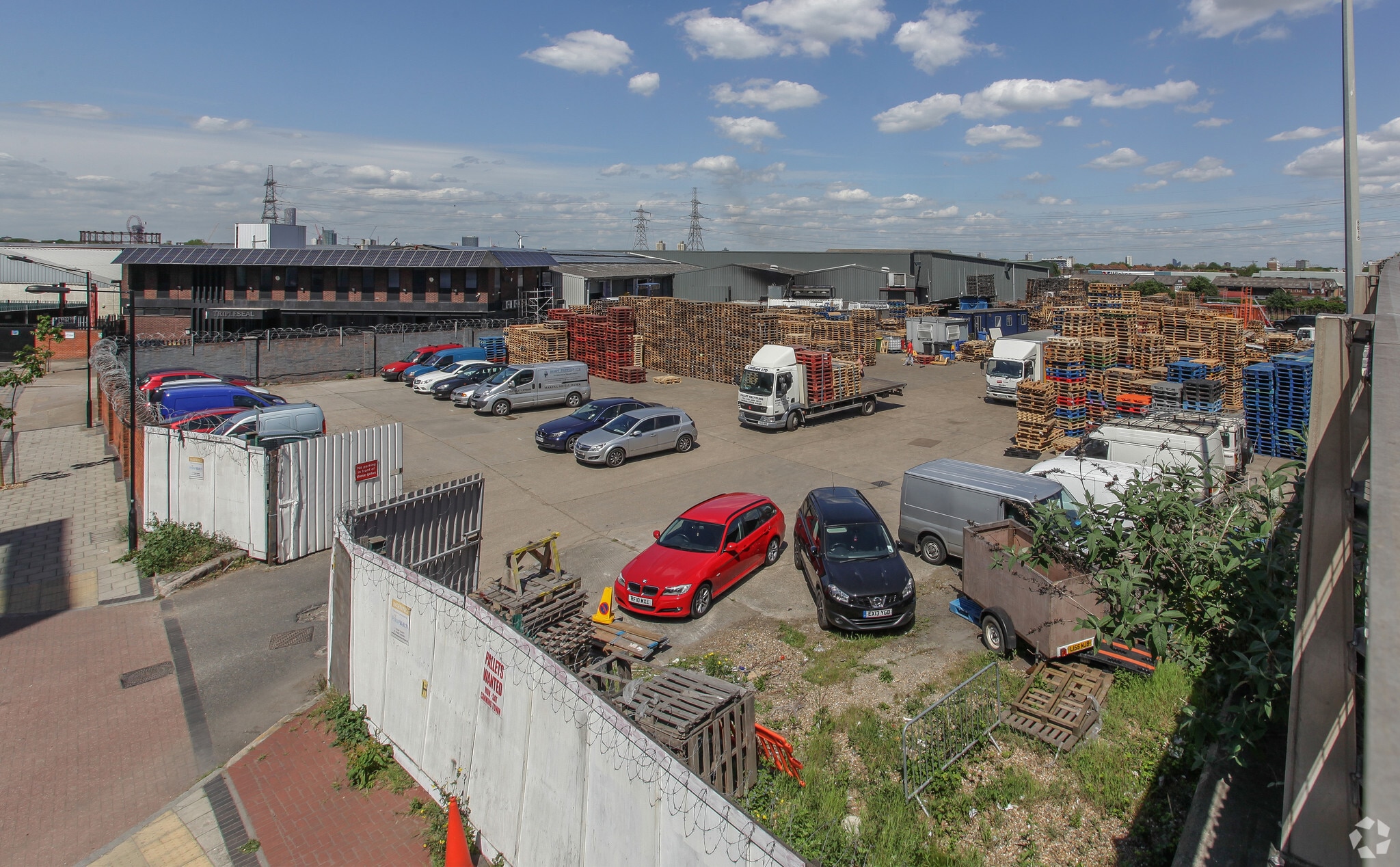 Lanrick Rd, Londres à louer Photo principale– Image 1 sur 3