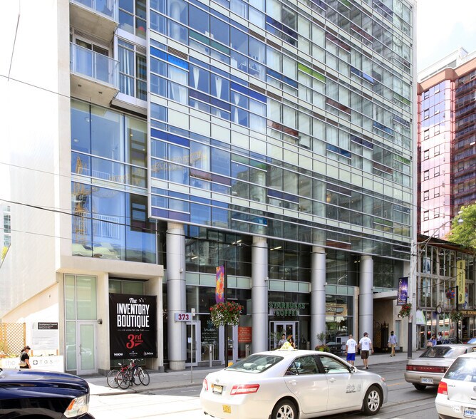 373-375 King St W, Toronto, ON à louer - Photo de l’immeuble – Image 3 sur 11