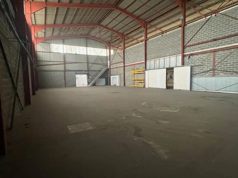 Industriel/Logistique dans LE VAL D'HAZEY à louer - Photo de l’immeuble – Image 2 sur 7