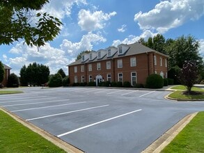 1818 E Main St, Easley, SC à louer Photo intérieure– Image 1 sur 6