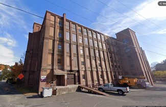 Plus de détails pour 33 S Main St, Terryville, CT - Industriel/Logistique à vendre