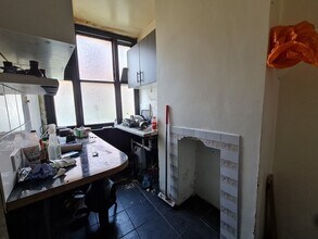 465A Harrow Rd, Londres à louer Photo intérieure– Image 2 sur 2