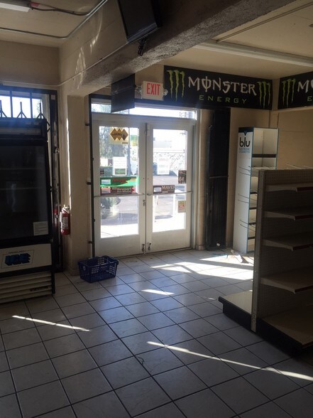 21-31 W Army St, Henderson, NV à vendre - Photo de l’immeuble – Image 3 sur 25