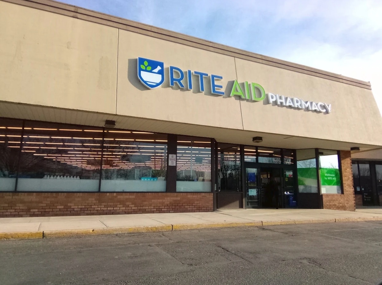 846-900 Middle Country Rd, Middle Island, Middle Island, NY à vendre Photo de l’immeuble– Image 1 sur 19