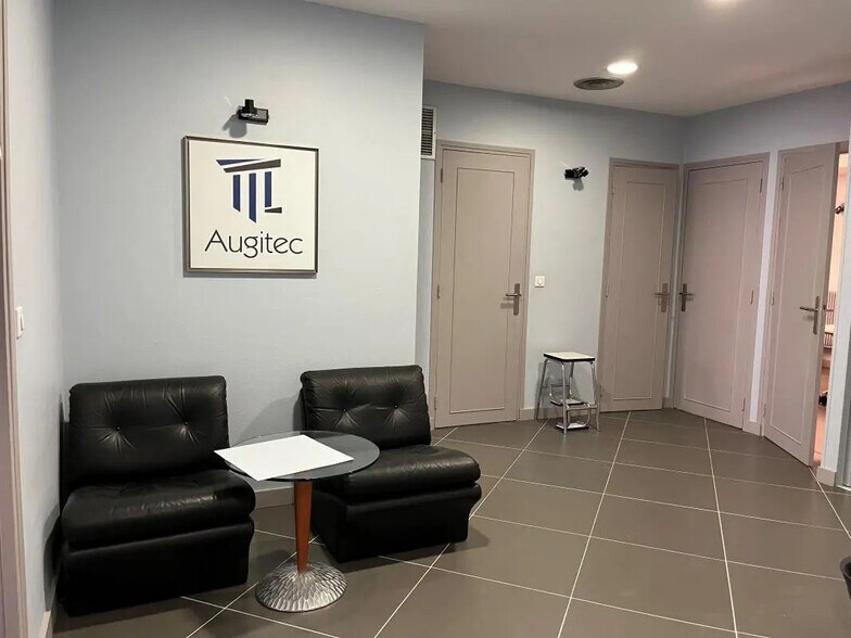 5 Rue Plumet, Paris à louer - Photo de l’immeuble – Image 3 sur 8