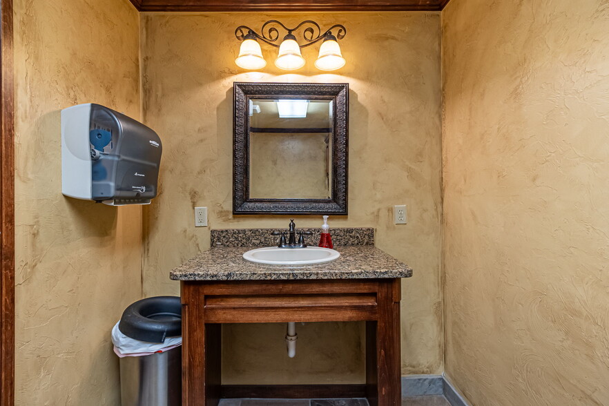 1530 SW 89th St, Oklahoma City, OK à vendre - Photo intérieure – Image 2 sur 56