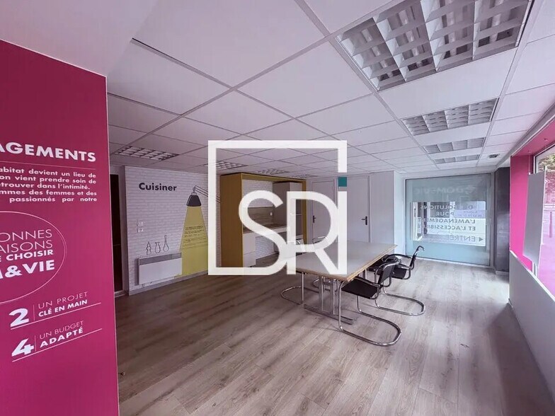 1 Rue Du Puits Artesien, Clermont-Ferrand à louer - Photo de l’immeuble – Image 2 sur 10