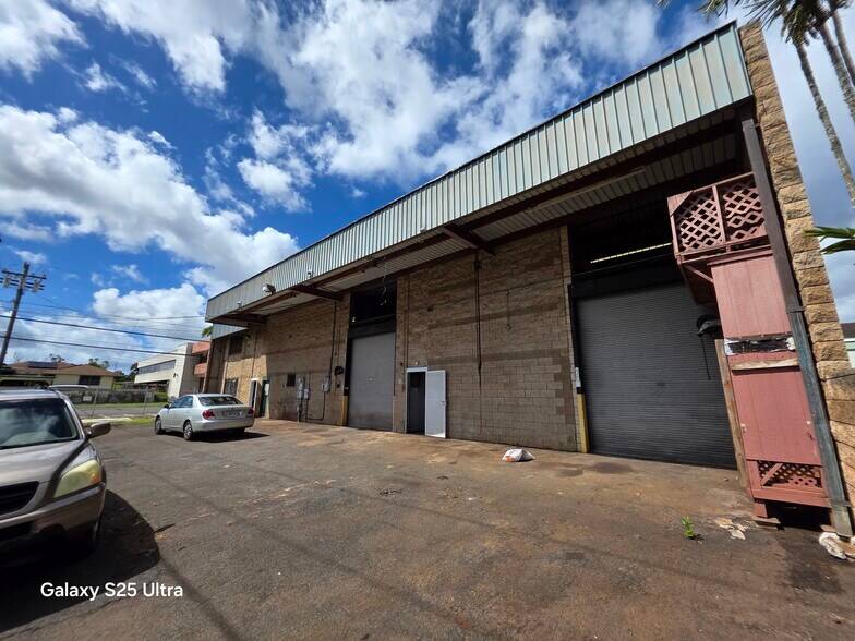 407 Kilani Ave, Wahiawa, HI à louer - Photo de l’immeuble – Image 2 sur 8