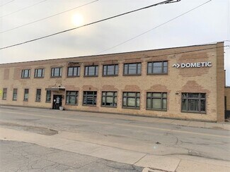 Plus de détails pour 1120 N Main St, Elkhart, IN - Bureau, Industriel/Logistique à louer