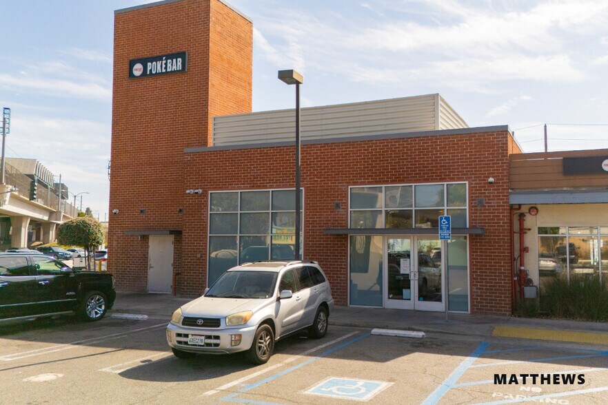 2161 E El Segundo Blvd, El Segundo, CA à louer - Photo de l’immeuble – Image 3 sur 4