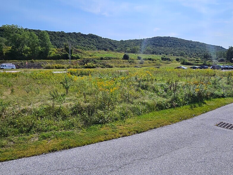 42 Mapleville Depot, St. Albans Town, VT à vendre - Photo de l’immeuble – Image 2 sur 8