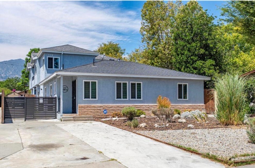 127 W Cherry Ave, Monrovia, CA à vendre Photo principale– Image 1 sur 2