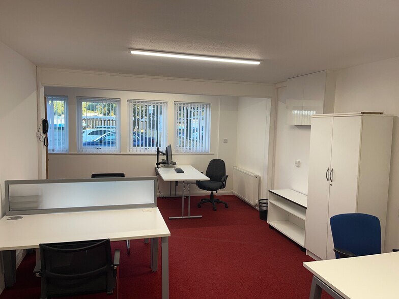 14 Dickson St, Dunfermline à louer - Photo de l’immeuble – Image 3 sur 12