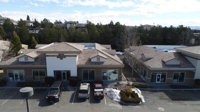 6148 Mae Anne Ave, Reno, NV à louer Photo de l’immeuble– Image 1 sur 6