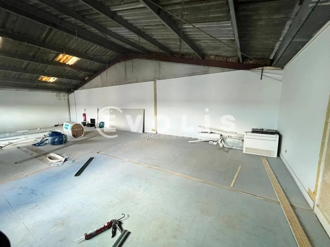 Local d’activités dans Eysines à louer Photo intérieure– Image 1 sur 8