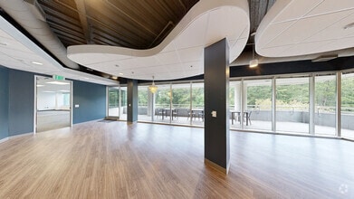 6601 Six Forks Rd, Raleigh, NC à louer Numérisation 3D Matterport– Image 1 sur 12