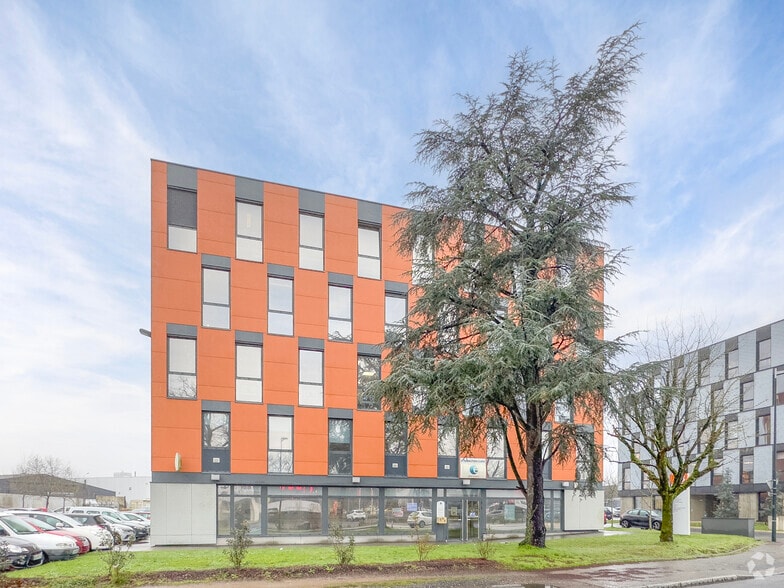 13 Rue Marie Curie, Saint-Sébastien-sur-Loire à vendre - Photo de l’immeuble – Image 2 sur 2
