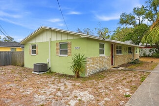 Plus de détails pour 8040 47th Ave N, Saint Petersburg, FL - Logement à vendre