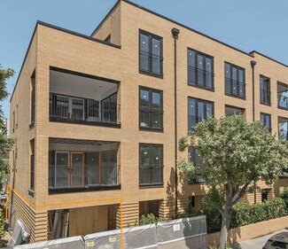 Plus de détails pour 45 Strathnairn St, Londres - Local commercial à vendre