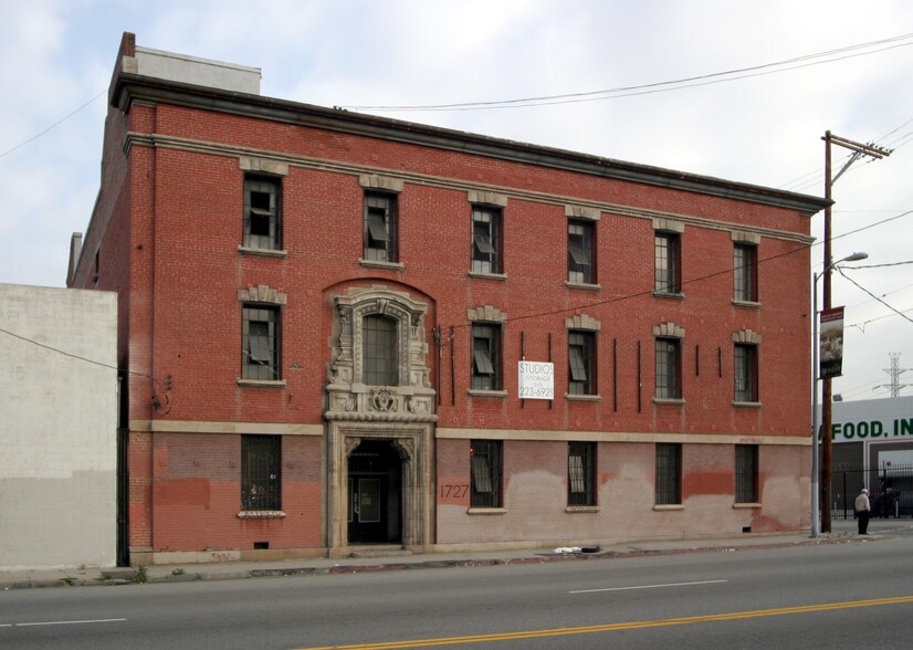 1727 N Spring St, Los Angeles, CA à vendre - Photo de l’immeuble – Image 2 sur 4