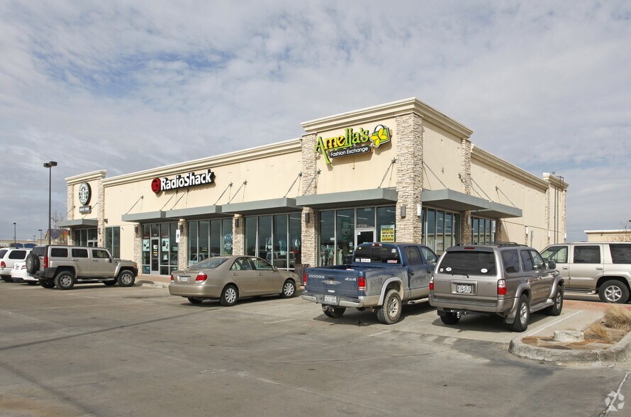 2452 W Loop 340, Waco, TX à louer - Photo principale – Image 1 sur 18