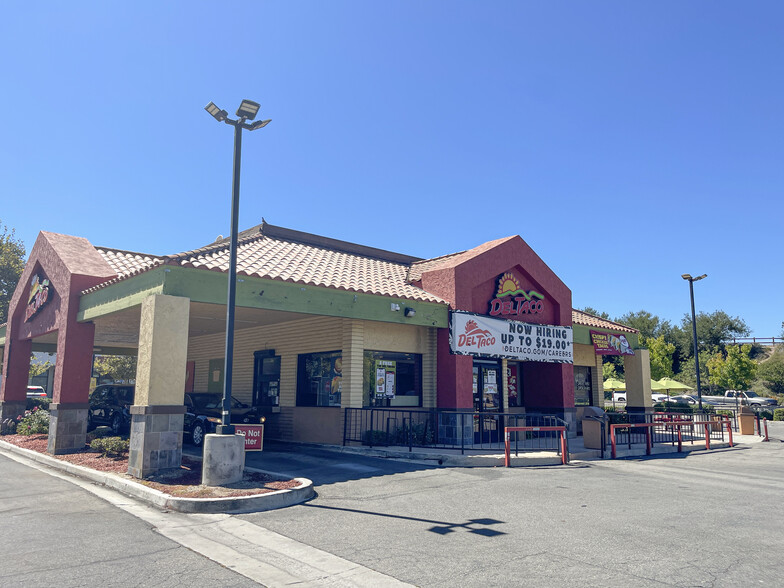 579-591 N Ventu Park Rd, Newbury Park, CA à louer - Photo de l’immeuble – Image 2 sur 5