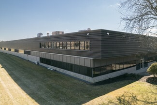 Plus de détails pour 2919 Old Tree Dr, Lancaster, PA - Industriel/Logistique à louer