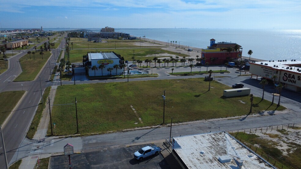 3416 Surfside Boulevard, Corpus Christi, TX à vendre - Photo principale – Image 2 sur 3