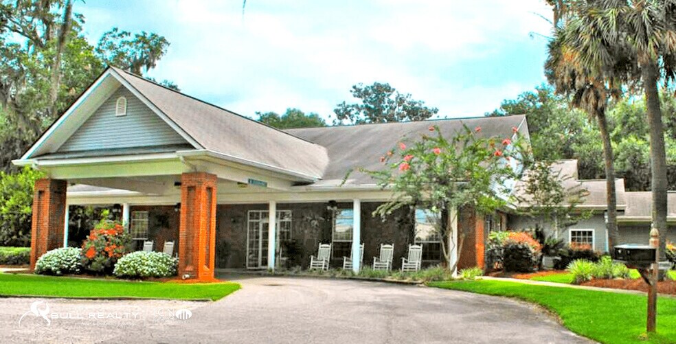 1119 Pickpocket Plantation Dr, Beaufort, SC à vendre - Photo de l’immeuble – Image 3 sur 10