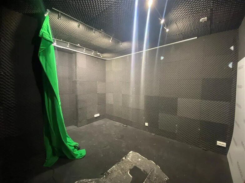 Bureau dans Paris à louer - Photo de l’immeuble – Image 3 sur 7