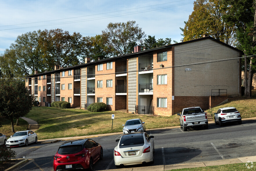 5400 Livingston Ter, Oxon Hill, MD à vendre - Photo de l’immeuble – Image 3 sur 27