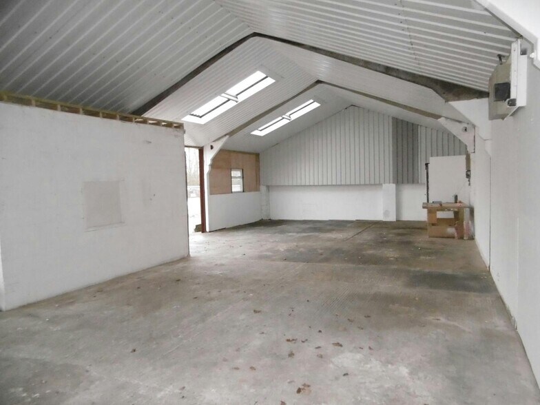 Units 5 - 8, Forstal Farm Business Park, Goudhurst Rd, Tunbridge Wells à louer - Photo intérieure – Image 3 sur 6