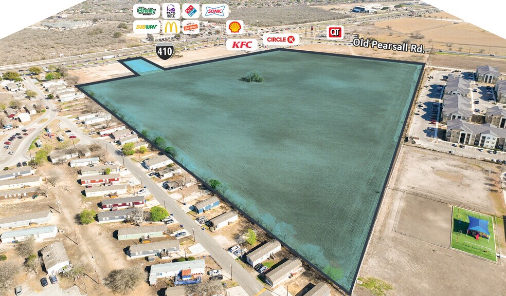 Old Pearsall Rd, San Antonio, TX à vendre - Photo de l’immeuble – Image 1 sur 7