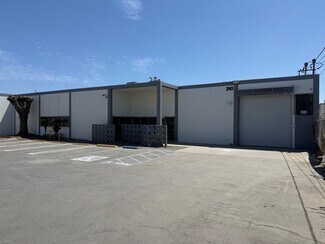Plus de détails pour 210 W 131th St, Los Angeles, CA - Industriel/Logistique à louer